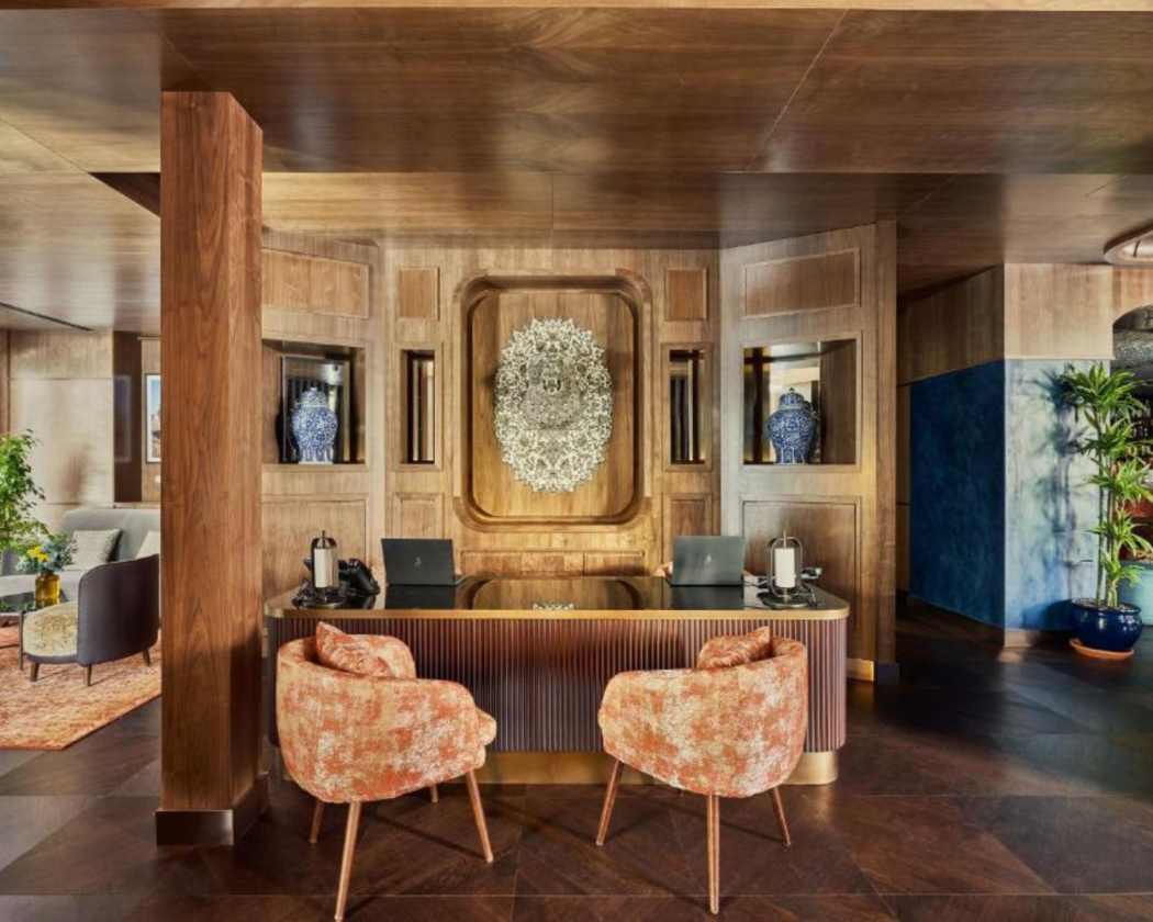 hotel-package-ivy&co-2